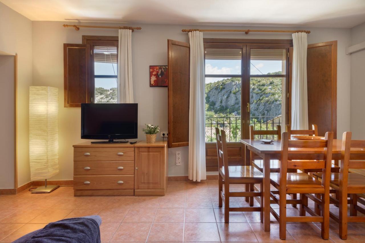 Apartamentos Casa Aurelia Alquézar Eksteriør bilde