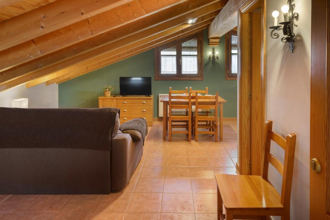 Apartamentos Casa Aurelia Alquézar Eksteriør bilde